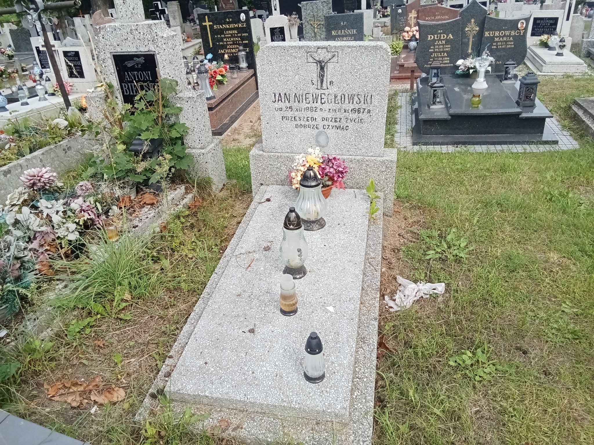 Grób Jan Niewęgłowski