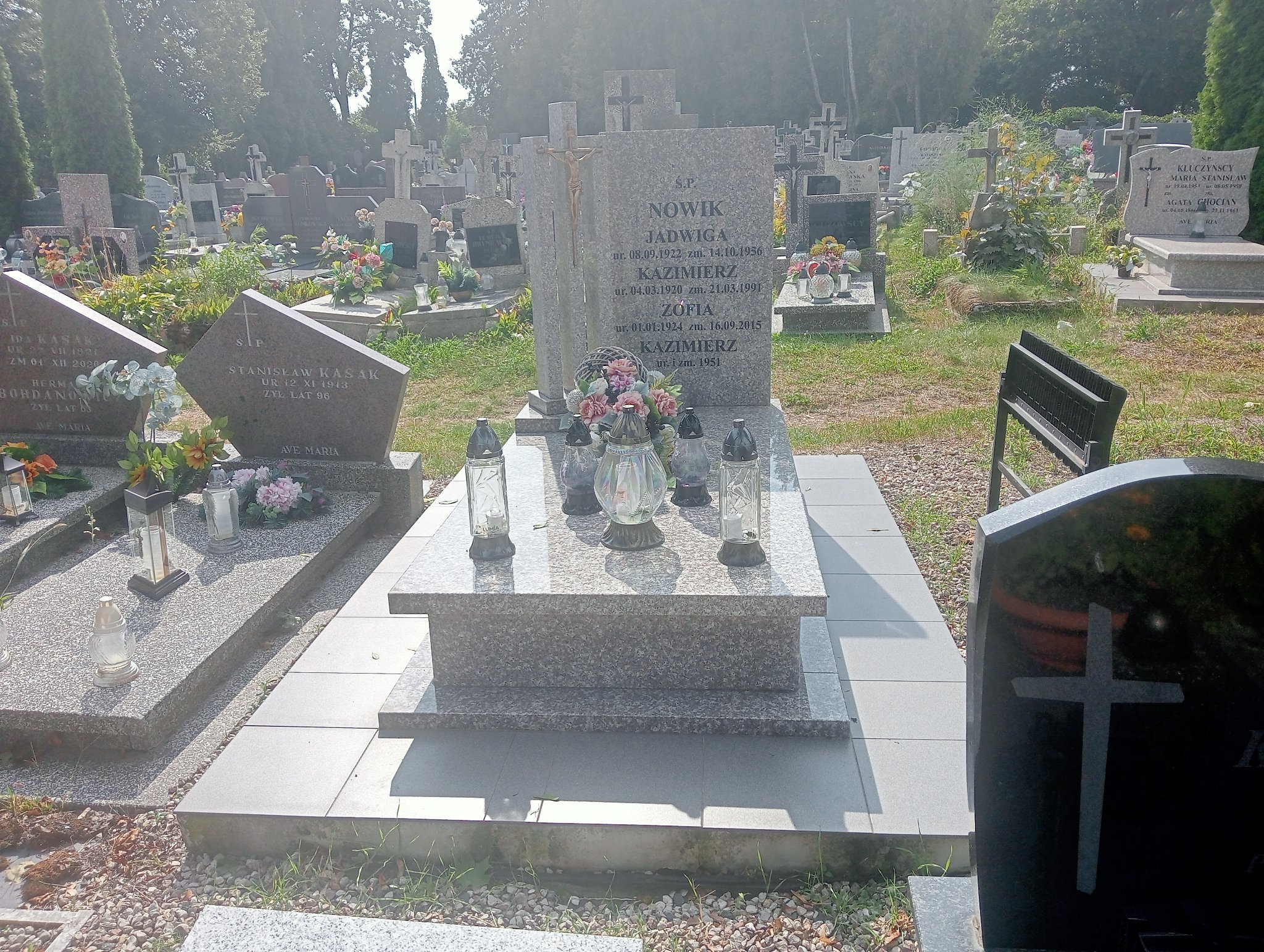 Grób Kazimierz Nowik