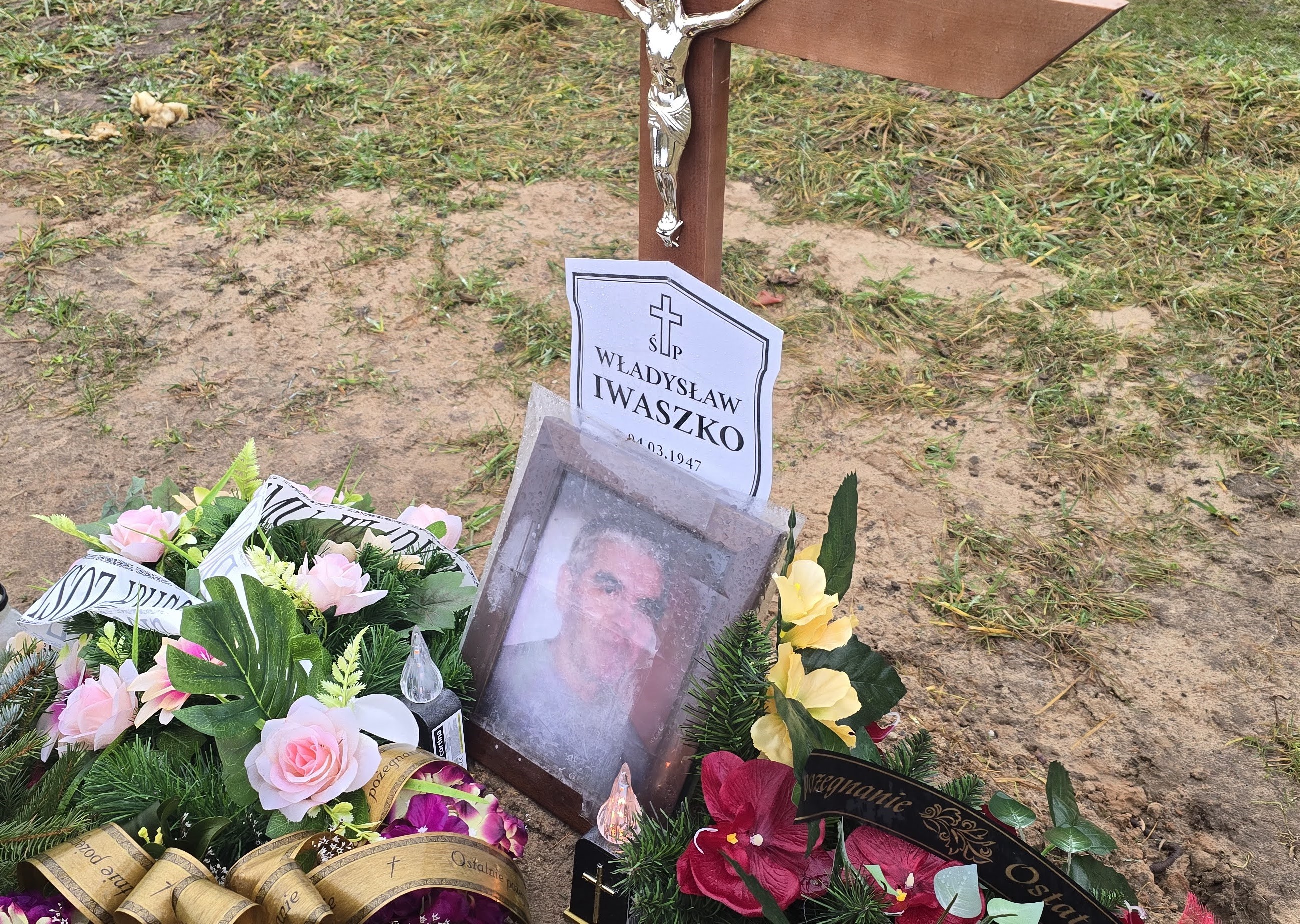 Grób Władysław Iwaszko